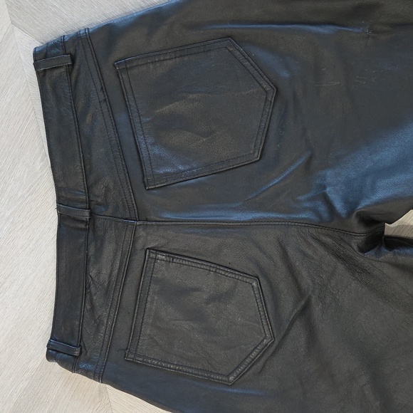 Neutral Zone Womans 100% Black Leather Straight Leg Pants, Size 7/8 - Picture 5 of 6